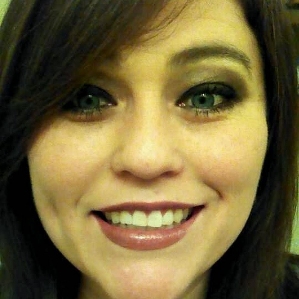 Meet your Posher, Brenna